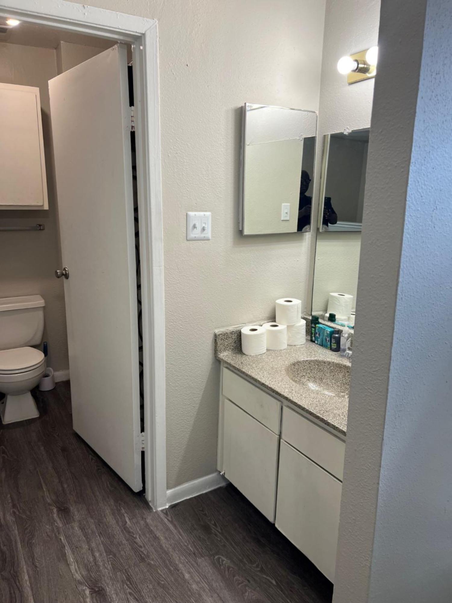 Beautiful 1-Bedroom Townhome With Nice Amenities 휴스턴 외부 사진